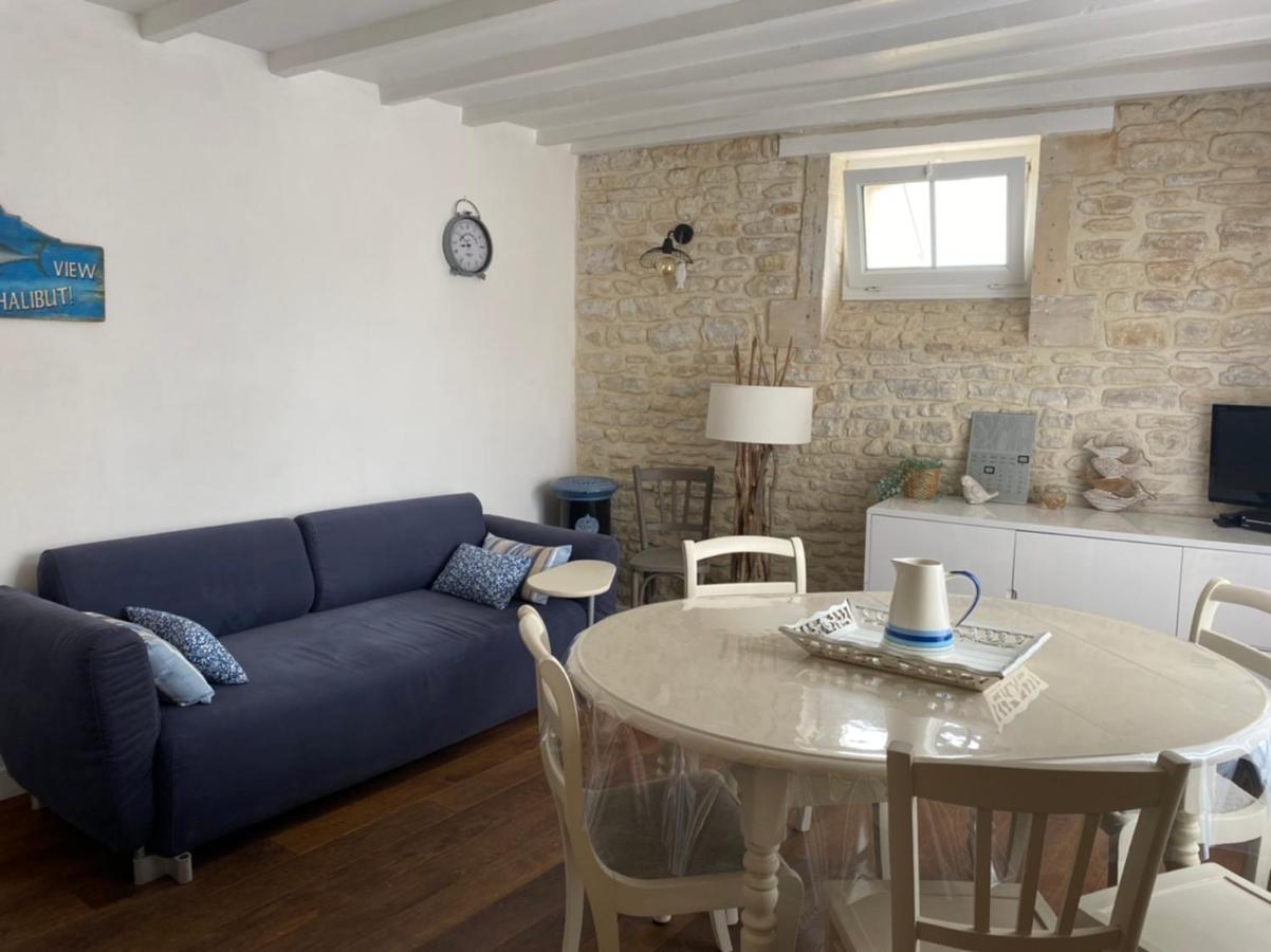 La Maison Bleue Port-en-Bessin-Huppain Eksteriør bilde